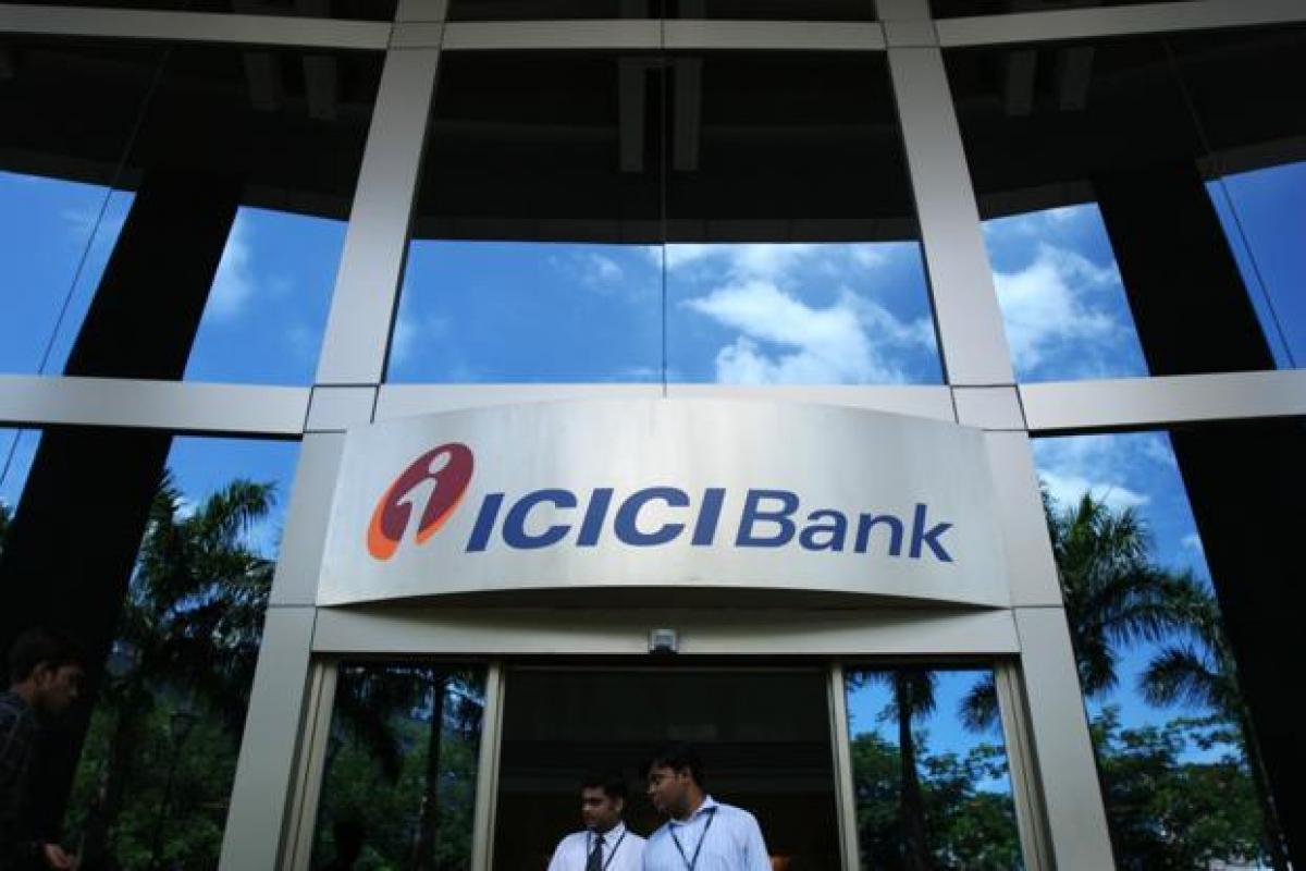 Fake notes: ICICI Bank says probing the matter